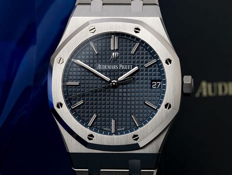 are audemars piguet royal oak hard to get|Audemars Piguet royal oak weight.